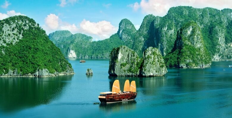 VIETNAM | 15j/12n - Circuit De la Baie d'Halong à la Mer de Chine 5*