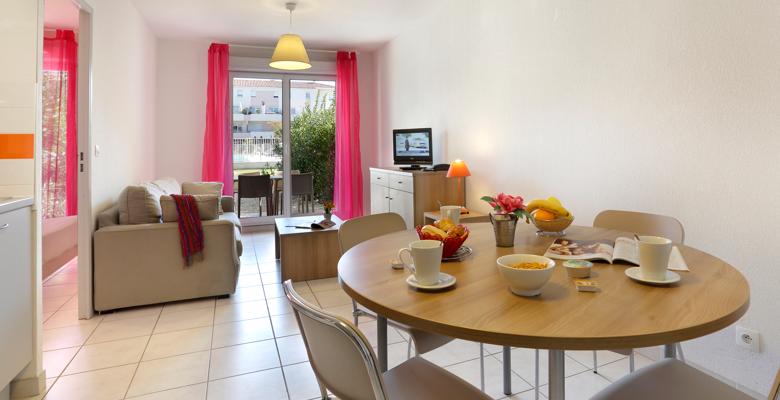 Appartement 2 pièces 4 personnes vue piscine