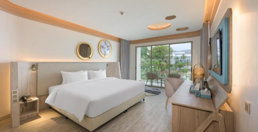 Andaman Embrace Patong